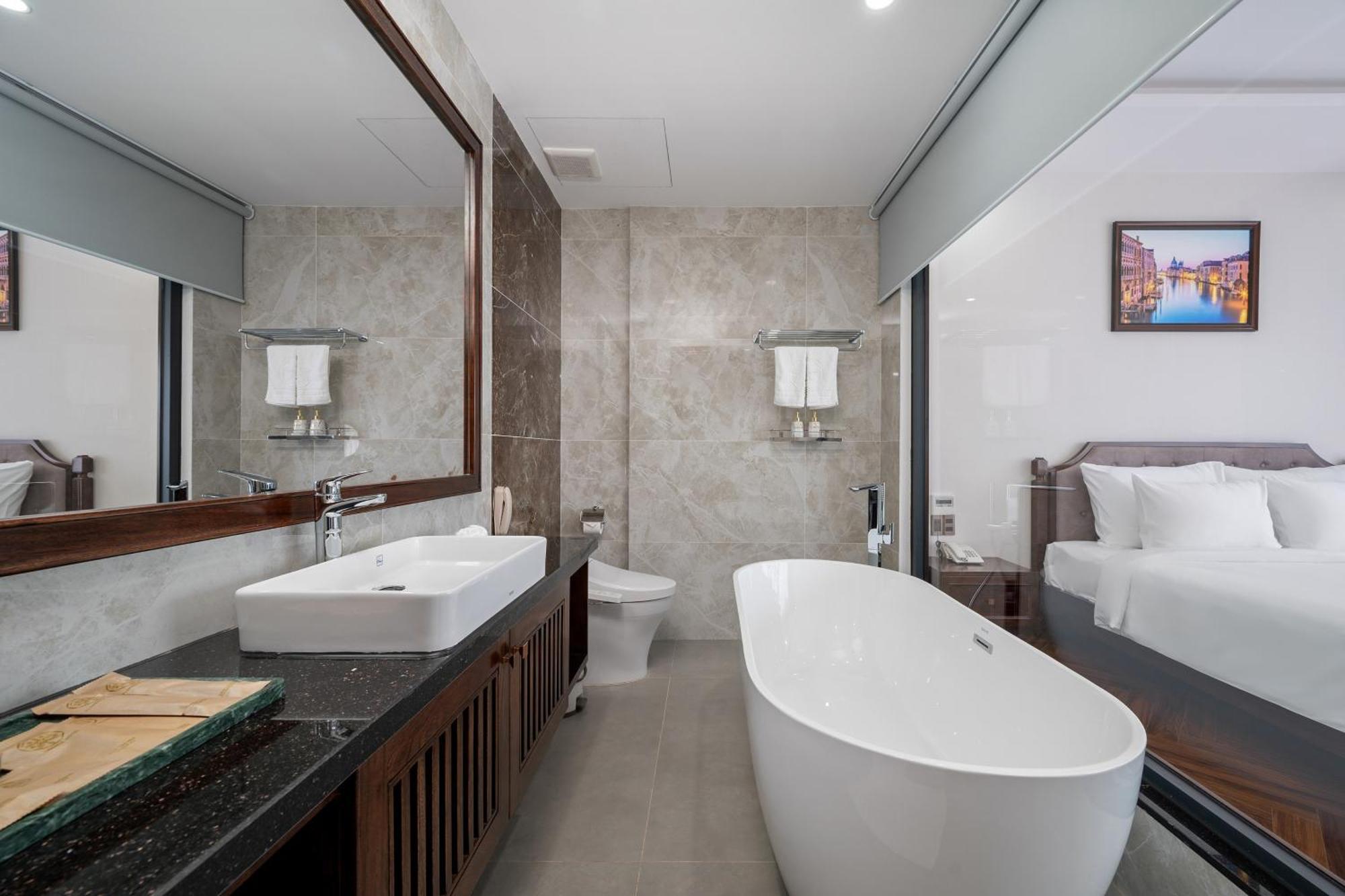 Florence Hotel Da Nang Værelse billede